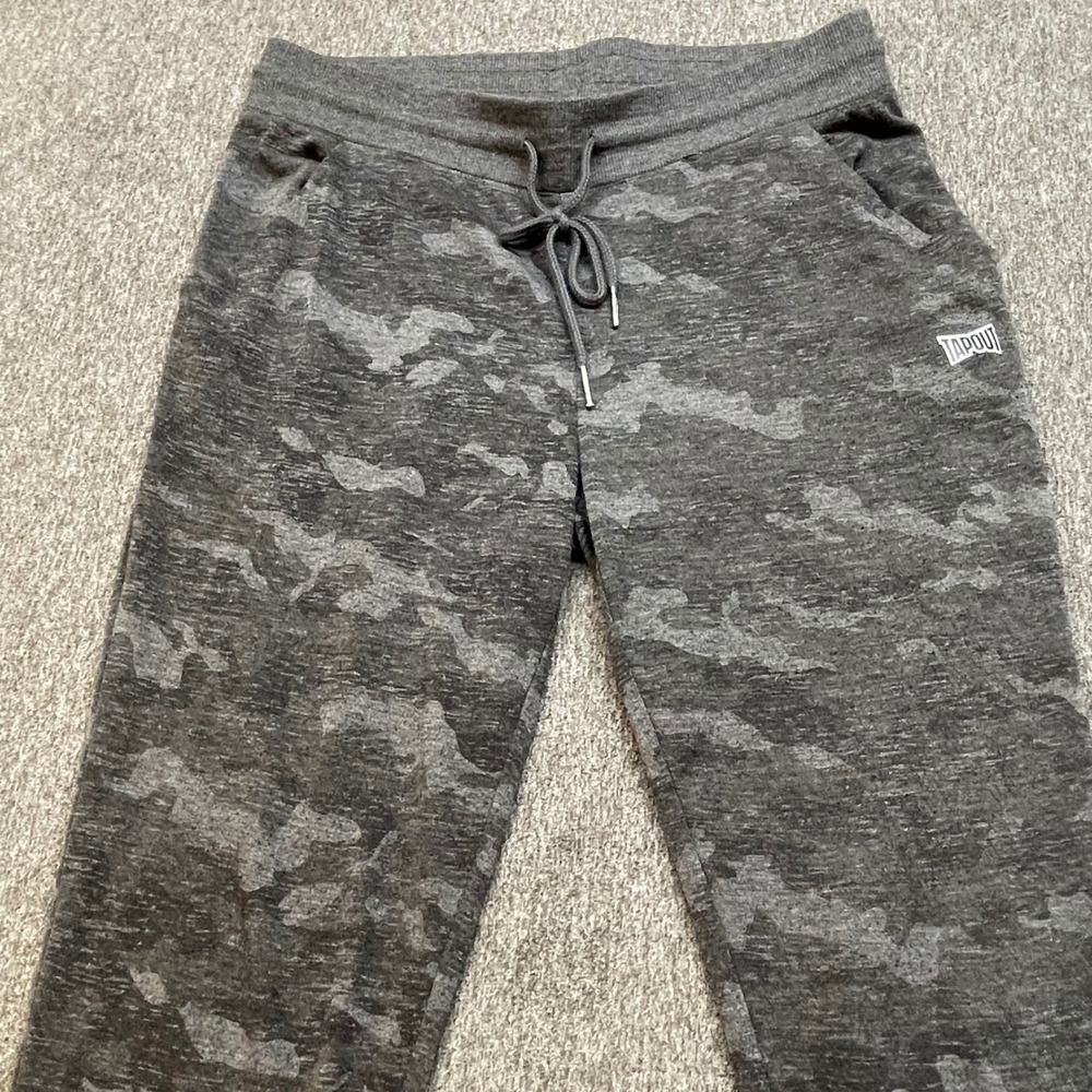 Tapout Unisex Camo Joggers Grey‎ Camouflage Tapered Sweatpants TP8002R Medium